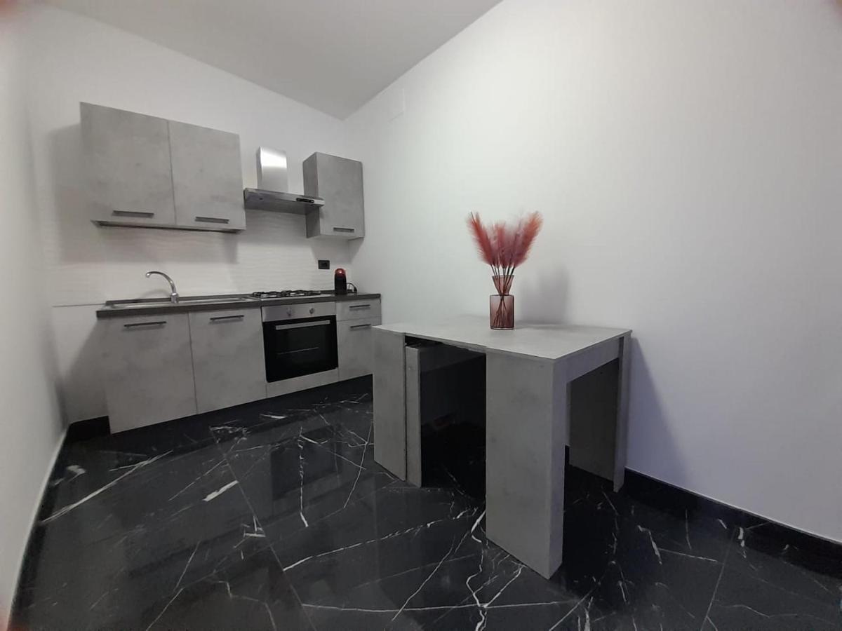Casa Birmano Villa Taranto Eksteriør billede