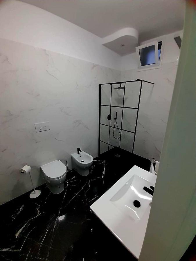 Casa Birmano Villa Taranto Eksteriør billede