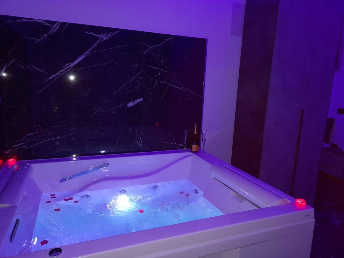 Casa Birmano Villa Taranto Eksteriør billede