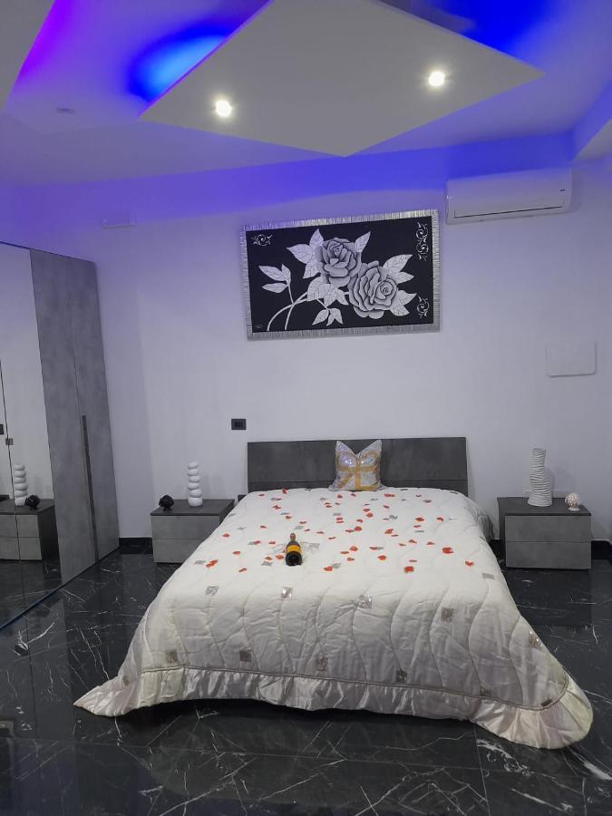 Casa Birmano Villa Taranto Eksteriør billede